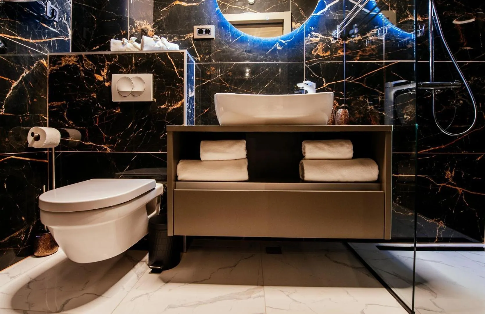 Luxury Rooms Vindemiae ザダル クロアチア