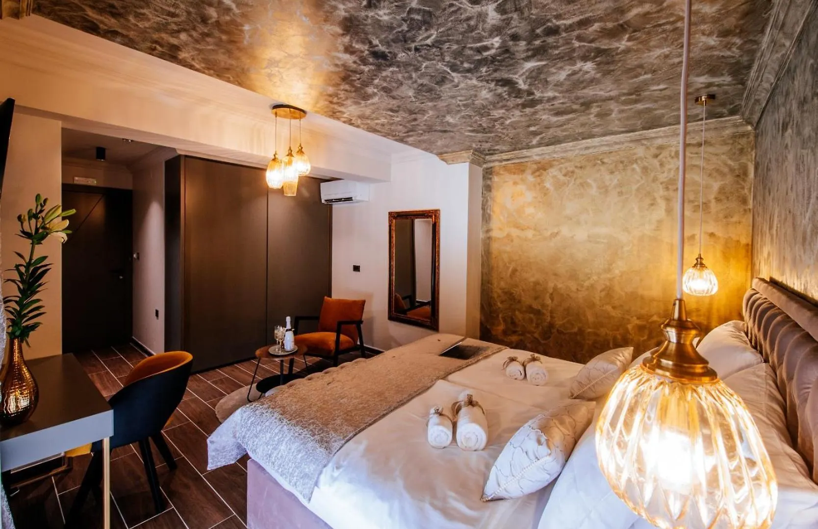 Luxury Rooms Vindemiae Zadar 4*,  Croatia